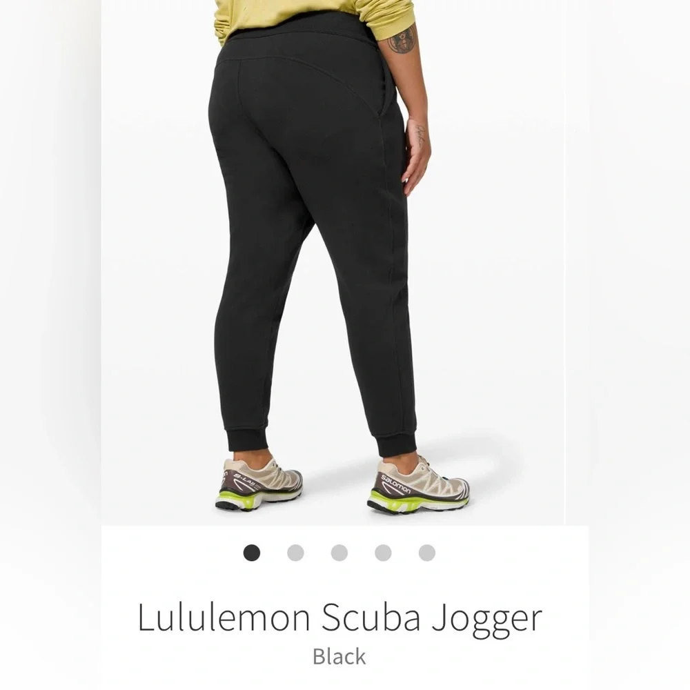 Lululemon Scuba Jogger - Picture 2 of 6